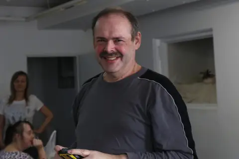 Schovala jsem se za list (2)