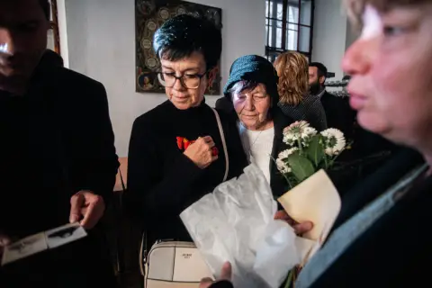 Sestra. Záhada podobizny mladé dívky (12) Sestra. Záhada podobizny mladé dívky (12)