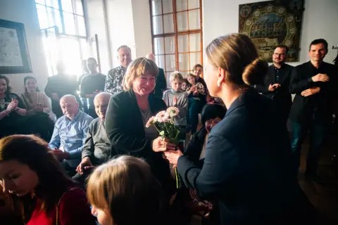 Sestra. Záhada podobizny mladé dívky (26) Sestra. Záhada podobizny mladé dívky (26)