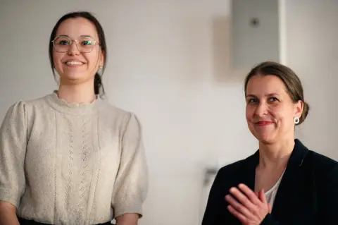 Sestra. Záhada podobizny mladé dívky (6) Sestra. Záhada podobizny mladé dívky (6)