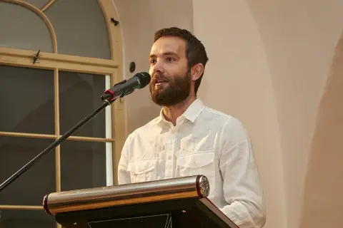 Kriticky ohrožené jevy našich nářečí (7) Kriticky ohrožené jevy našich nářečí (7)