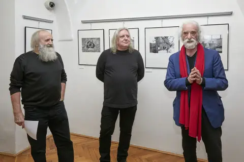 Otisky a (ne)znamení (10)