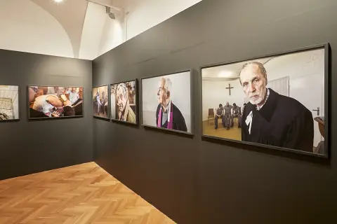 Ze tmy ke světlu (15)