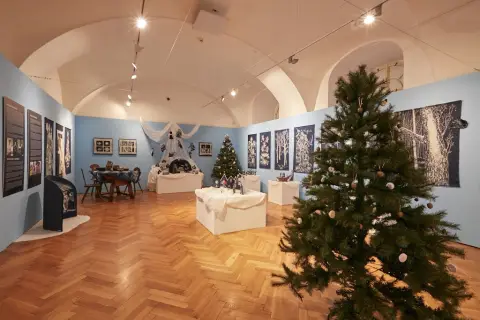 Modrobílé Vánoce ve Vlastivědném muzeu v Olomouci (6) Modrobílé Vánoce ve Vlastivědném muzeu v Olomouci (6)