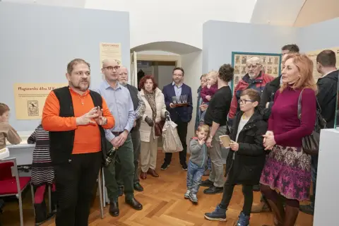 Čertovy obrázky aneb neodolatelný svět karet (15) Čertovy obrázky aneb neodolatelný svět karet (15)