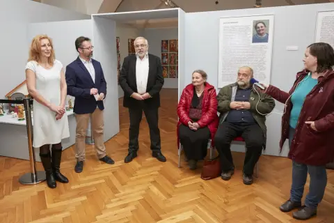 Betlémy a dřevořezby českých panovníků (15) Betlémy a dřevořezby českých panovníků (15)