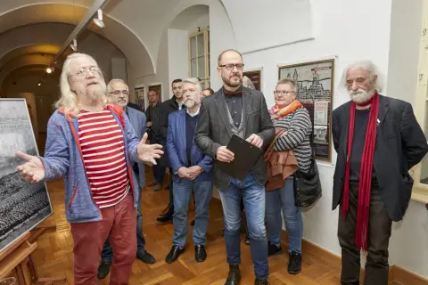 Jaroslav Hutka / Linoryty (8)