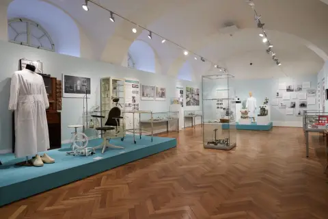 Historie a současnost zubního lékařství (12)
