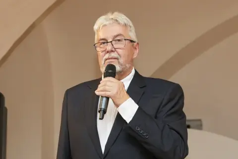 Historie a současnost zubního lékařství (22)