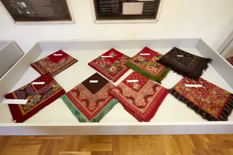 Hanácké šátek (3)