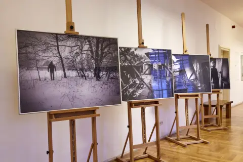 Myšlenky skryté oponou (3)