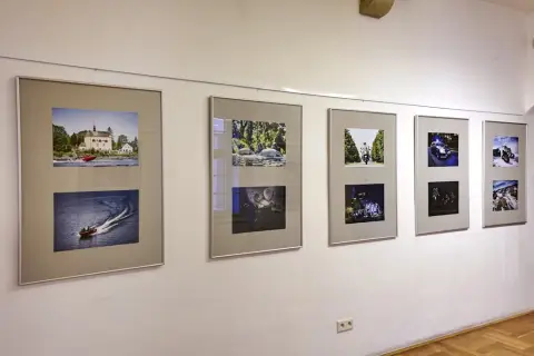 Myšlenky skryté oponou (9)