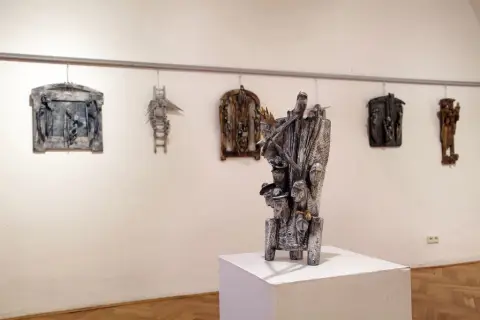 Vladimír Kubík / Dřevěné betlémy z Podkrkonoší (9) Vladimír Kubík / Dřevěné betlémy z Podkrkonoší (9)