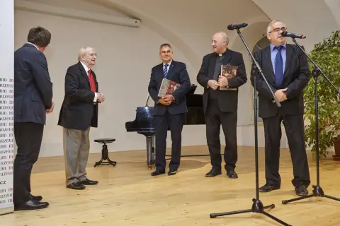 Jiří Suchý 85+ (45) Jiří Suchý 85+ (45)