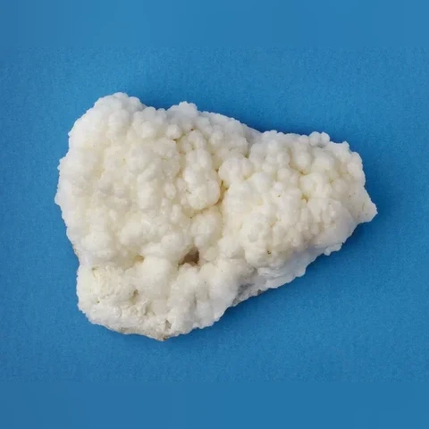 kalcit-snehove-bily-sintr-kvetakovity-lokalita-vitosov-lom-1-etaz-b0288c0e2778