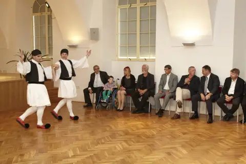 Držme spolu (17) Držme spolu (17)