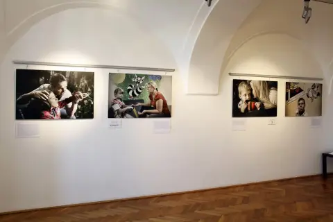 Držme spolu (66) Držme spolu (66)