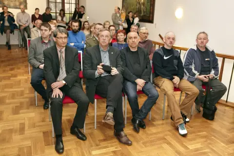 Uničovský zlatý poklad. Utajený příběh šibeničního vrchu. (2) Uničovský zlatý poklad. Utajený příběh šibeničního vrchu. (2)