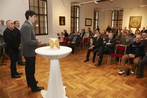 Uničovský zlatý poklad. Utajený příběh šibeničního vrchu. (27) Uničovský zlatý poklad. Utajený příběh šibeničního vrchu. (27)