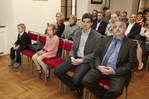 Uničovský zlatý poklad. Utajený příběh šibeničního vrchu. (6) Uničovský zlatý poklad. Utajený příběh šibeničního vrchu. (6)