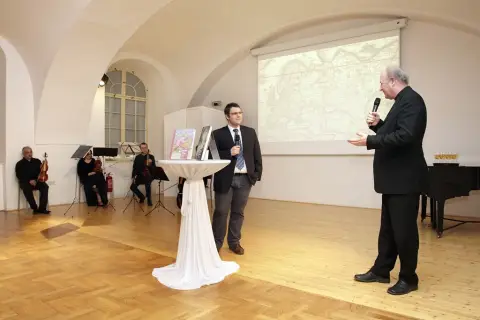 Chrám věd a múz - 450 let Vědecké knihovny v Olomouci (39) Chrám věd a múz - 450 let Vědecké knihovny v Olomouci (39)