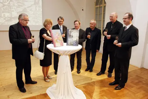 Chrám věd a múz - 450 let Vědecké knihovny v Olomouci (47) Chrám věd a múz - 450 let Vědecké knihovny v Olomouci (47)
