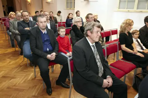 České korunovační klenoty ... na dosah / Doba Karla IV. na Olomoucku (10)