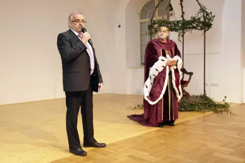 České korunovační klenoty ... na dosah / Doba Karla IV. na Olomoucku (16)