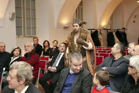 České korunovační klenoty ... na dosah / Doba Karla IV. na Olomoucku (3)