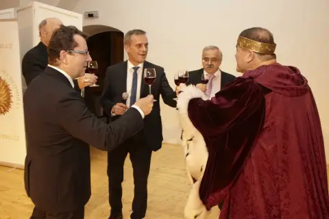 České korunovační klenoty ... na dosah / Doba Karla IV. na Olomoucku (30)