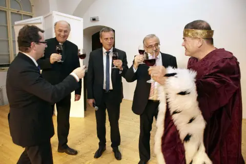 České korunovační klenoty ... na dosah / Doba Karla IV. na Olomoucku (32)