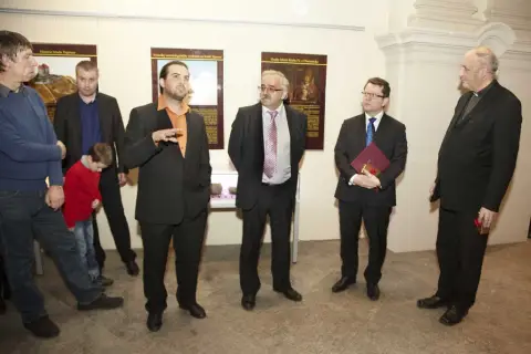 České korunovační klenoty ... na dosah / Doba Karla IV. na Olomoucku (53)