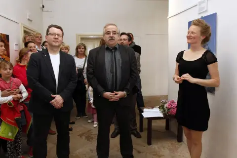 Samsára (33) Samsára (33)