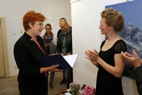 Samsára (49) Samsára (49)