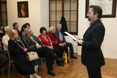 Srdečný pozdrav z Olomouce (25) Srdečný pozdrav z Olomouce (25)