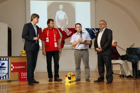 Příběhy házené (122) Příběhy házené (122)
