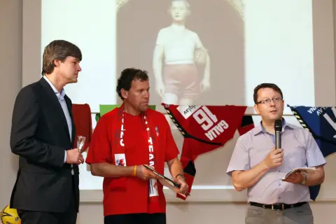 Příběhy házené (124) Příběhy házené (124)