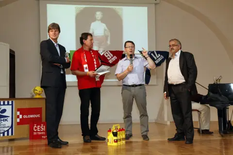 Příběhy házené (128) Příběhy házené (128)