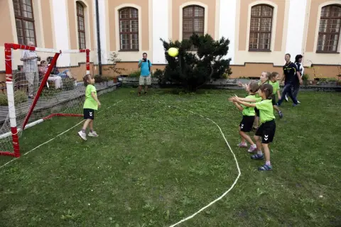 Příběhy házené (142) Příběhy házené (142)