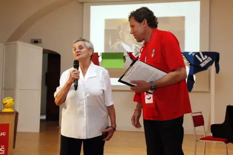 Příběhy házené (86) Příběhy házené (86)
