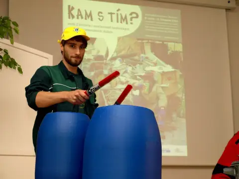 Kam s tím? (39)