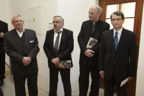 Křížová cesta, Portréty (50)