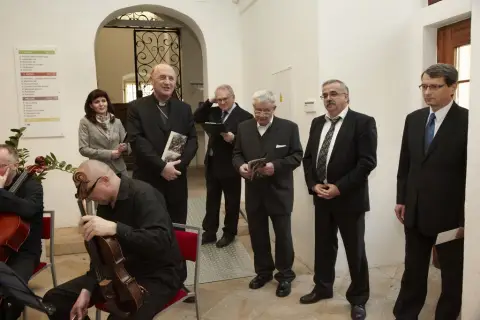 Křížová cesta, Portréty (54)
