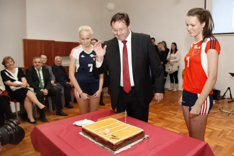 60 let ženského volejbalu v Olomouci (111) 60 let ženského volejbalu v Olomouci (111)