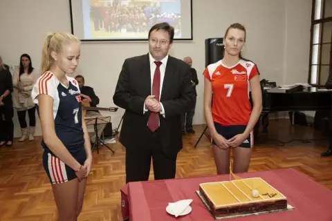 60 let ženského volejbalu v Olomouci (115) 60 let ženského volejbalu v Olomouci (115)