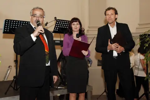 Dědeček automobil (67)