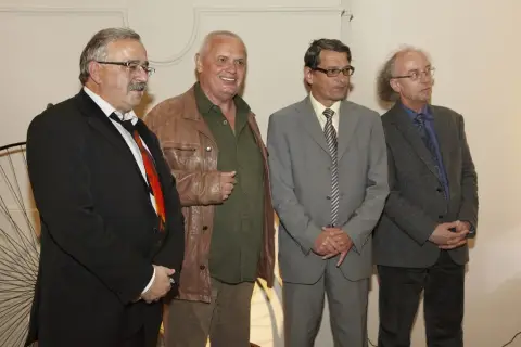 Dědeček automobil (80)
