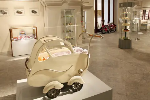 Dědeček automobil (9)