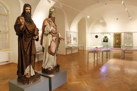 Mezi Východem a Západem / Svatí Cyril a Metoděj v kultuře českých zemí (3) Mezi Východem a Západem / Svatí Cyril a Metoděj v kultuře českých zemí (3)