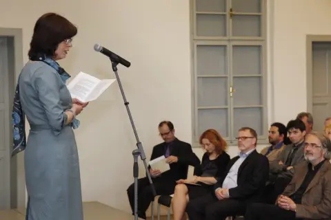 Mezi Východem a Západem / Svatí Cyril a Metoděj v kultuře českých zemí (49) Mezi Východem a Západem / Svatí Cyril a Metoděj v kultuře českých zemí (49)